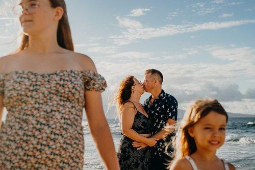 mobile - carousel-hero-element image-2