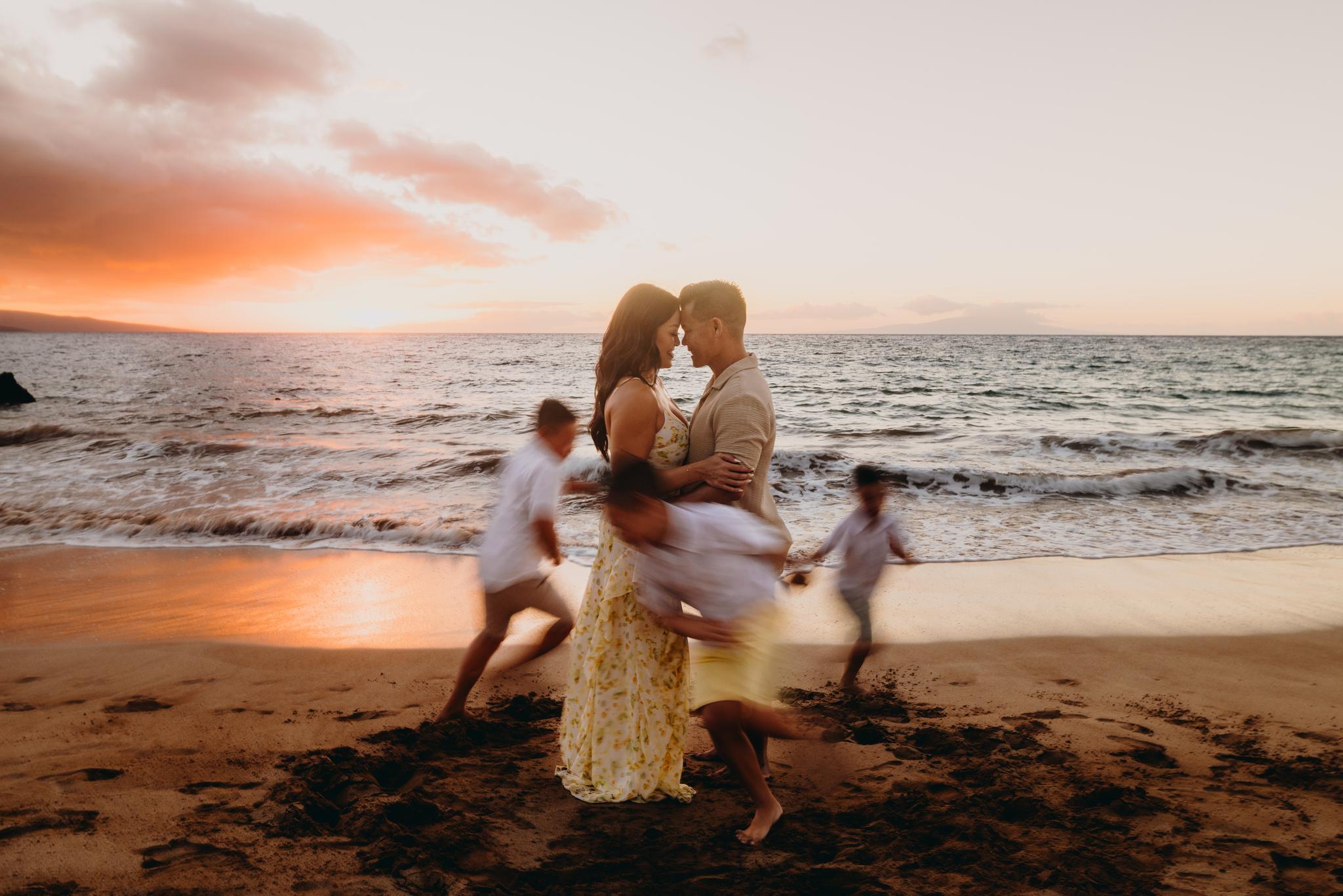 A Mini Maui Photoshoot at Palauea Beach: A Day with The Nguyen Family