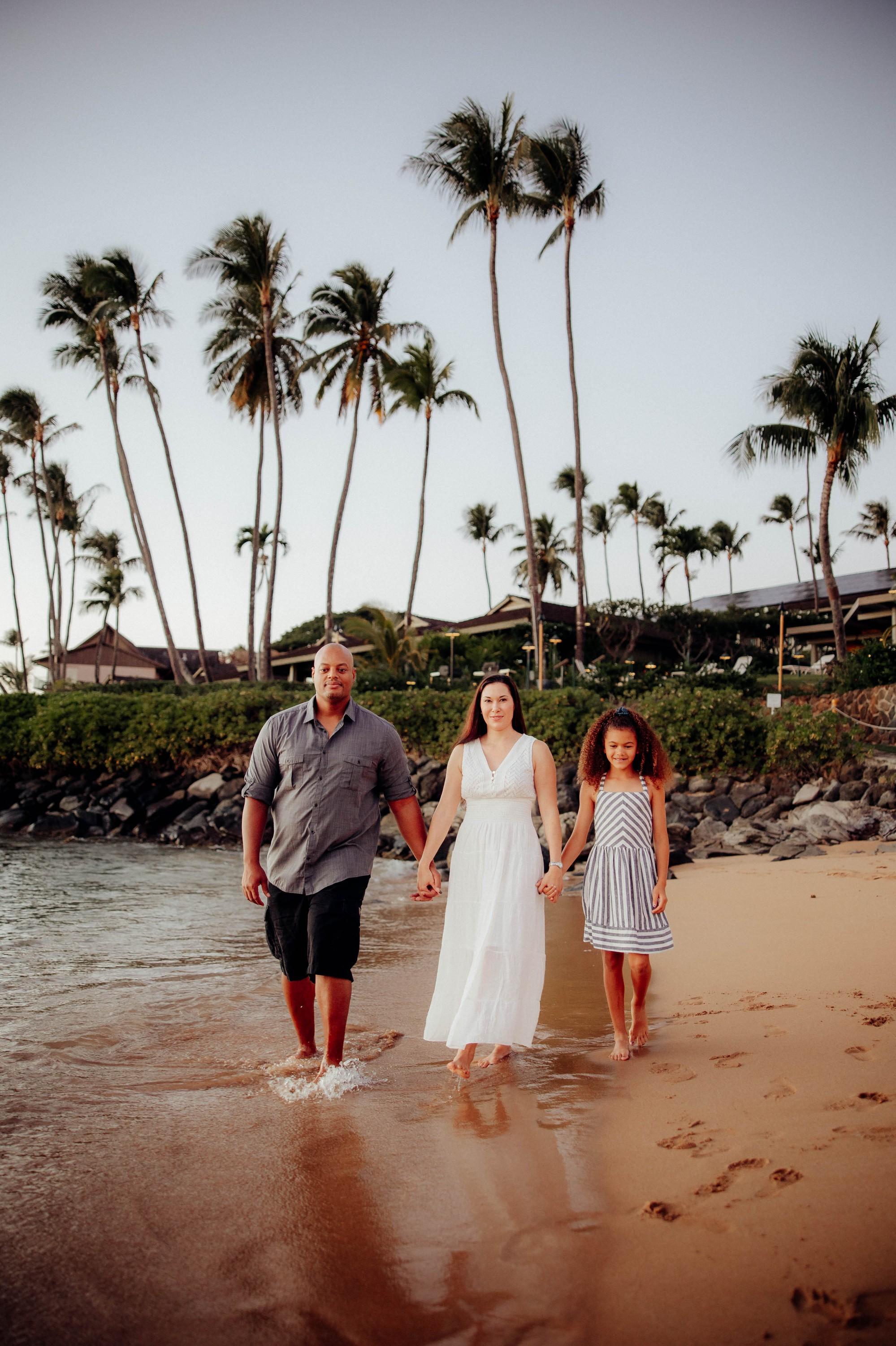 Golden Hour Memories in Lahaina, Maui: The Cook Family Photoshoot Before the Lahaina Fire