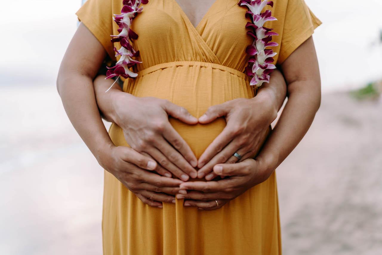 Vanessa and Will, Baby Beach - Lahaina, Maui - Maternity/Couples Session